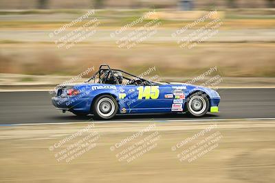 media/Jan-26-2025-CalClub SCCA (Sun) [[cfcea7df88]]/Group 5/Race/